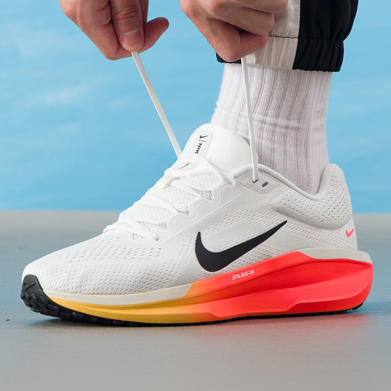 Мужские кроссовки Nike, оригин – обзор и цена Lightweight Road Running Shoes